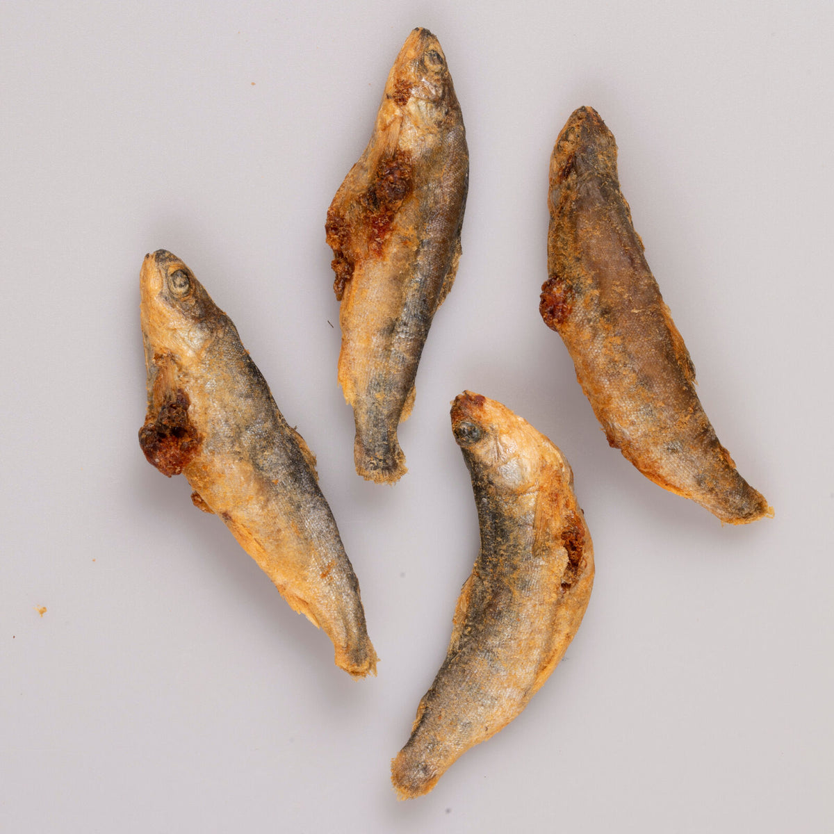 Black Hawk Freeze Dried Whole Salmon Pieces Treats 45g